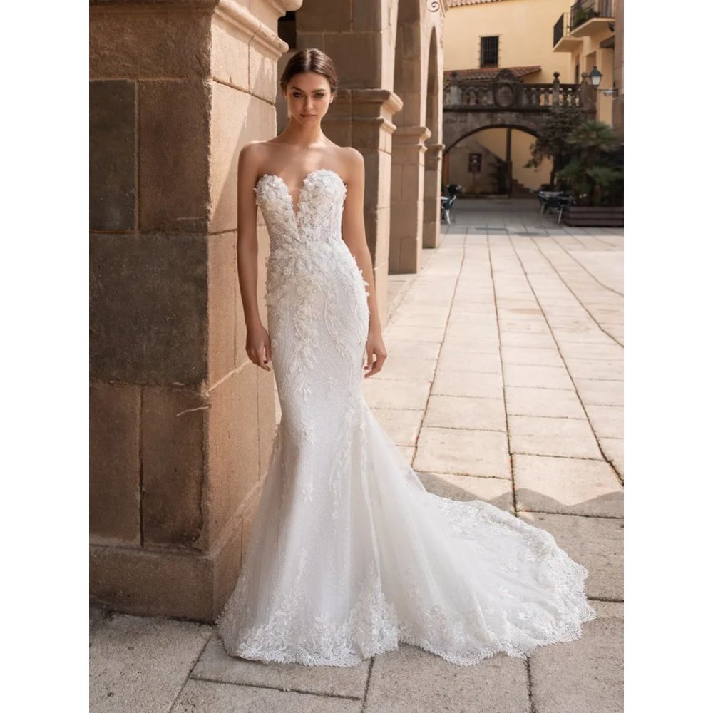 Pronovias AETHRA Open Back Mermaid Cut Wedding Dress With Sweetheart Size 16